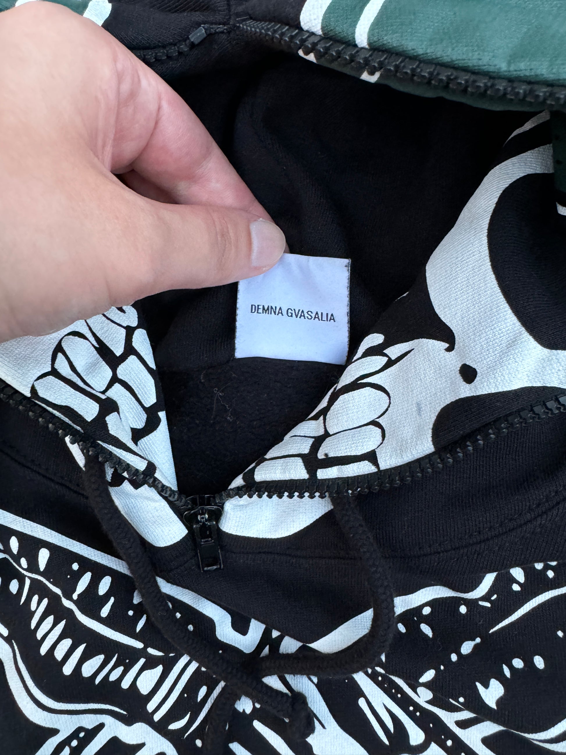 Vetements SS19 Marine Skull Gimp Hoodie necktag