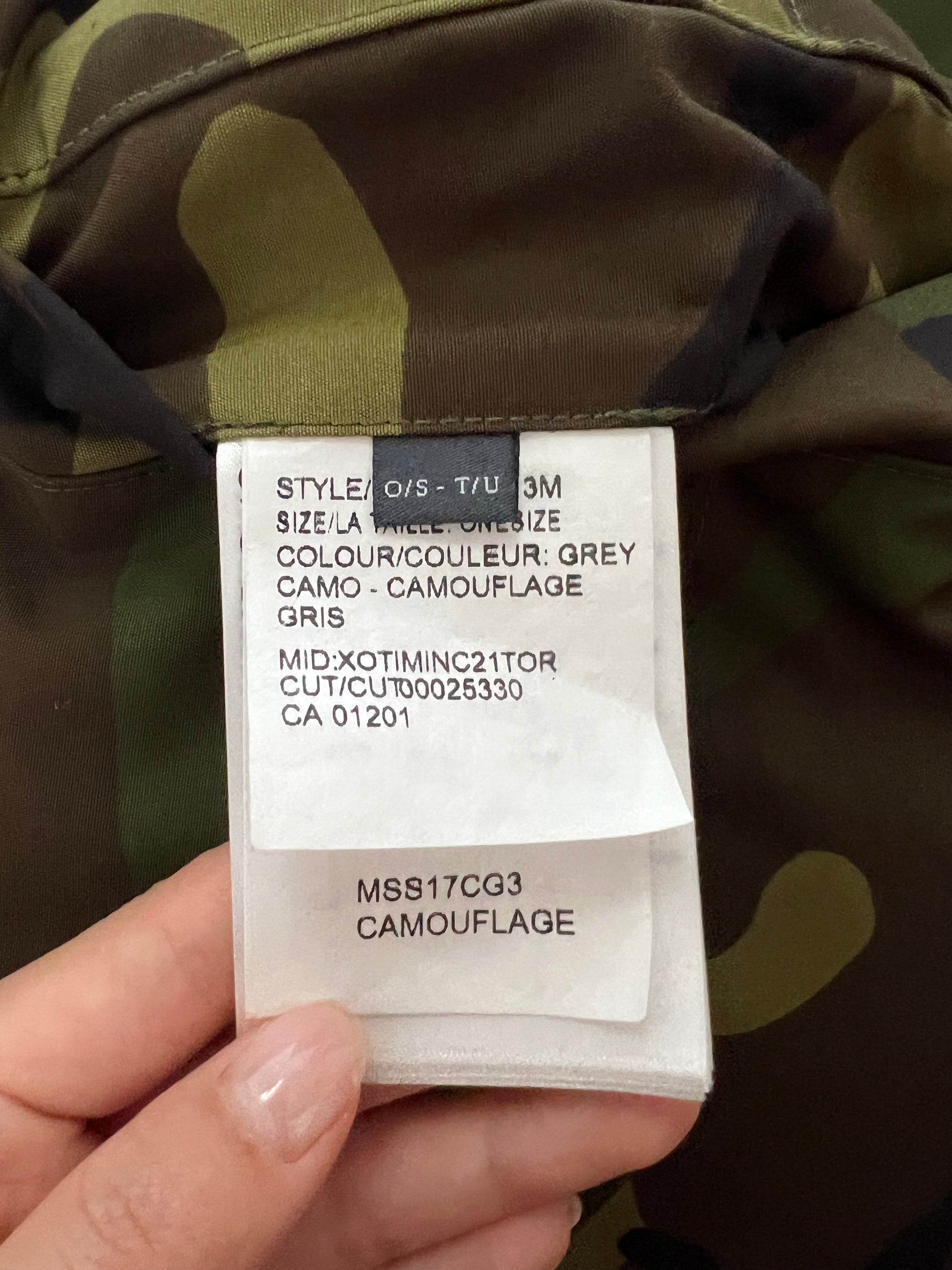 Vetements canada goose on sale camo