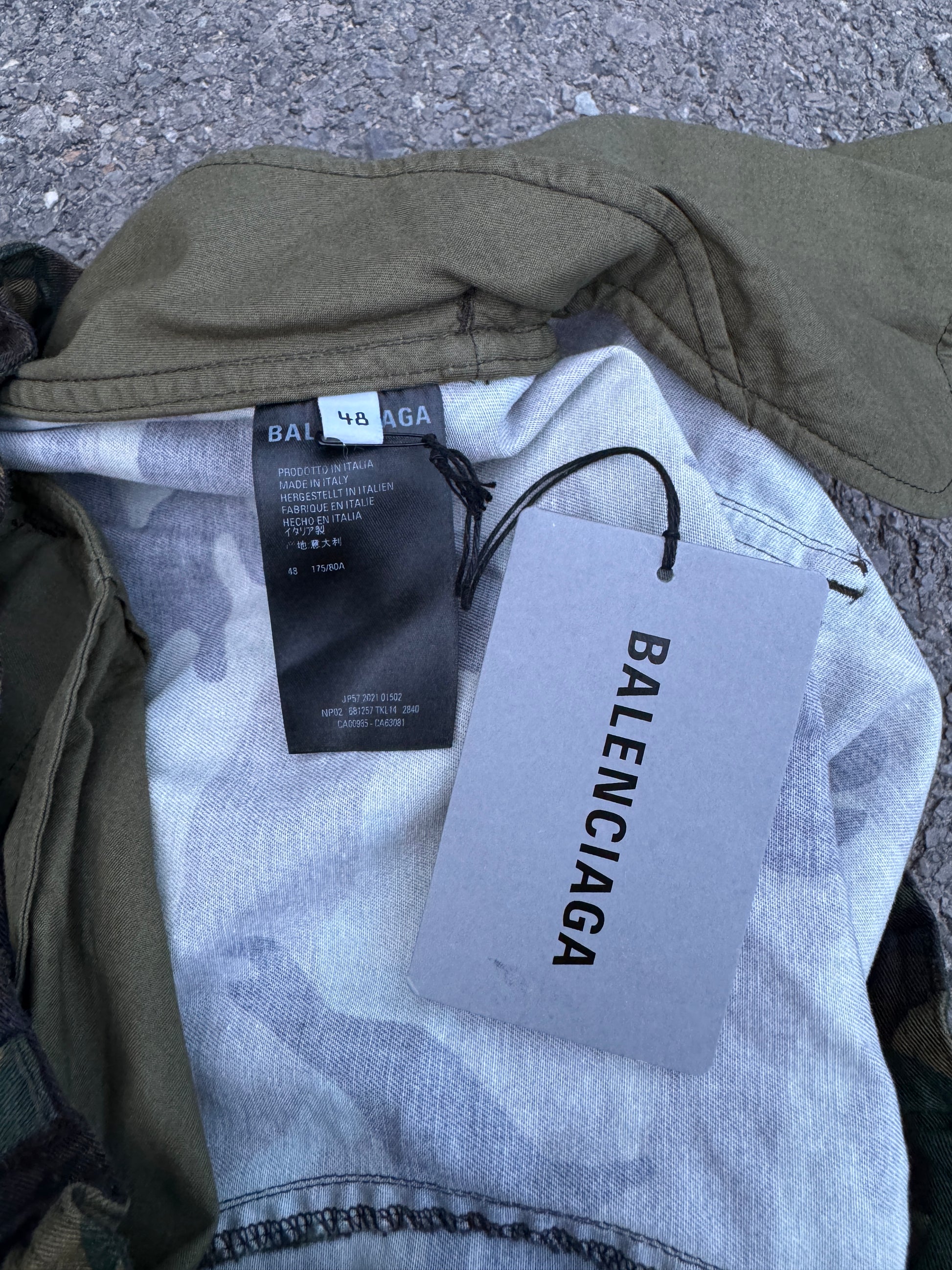 Balenciaga Camouflage Cargo Baggy Shorts