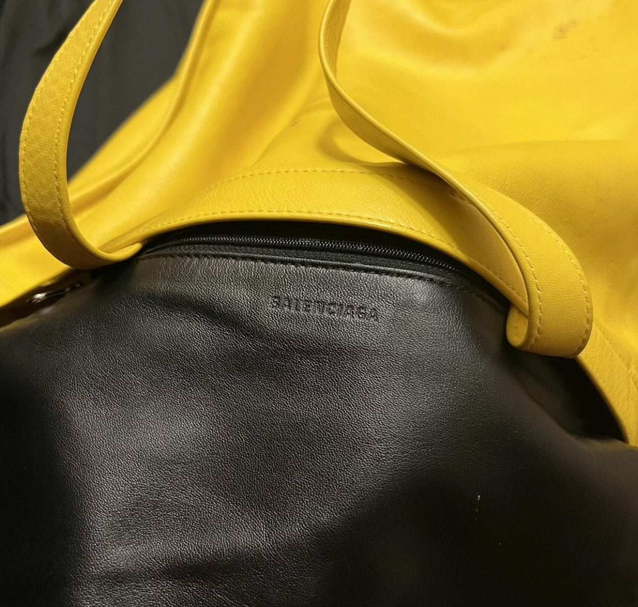 Balenciaga FW18 Leather Cat Tote