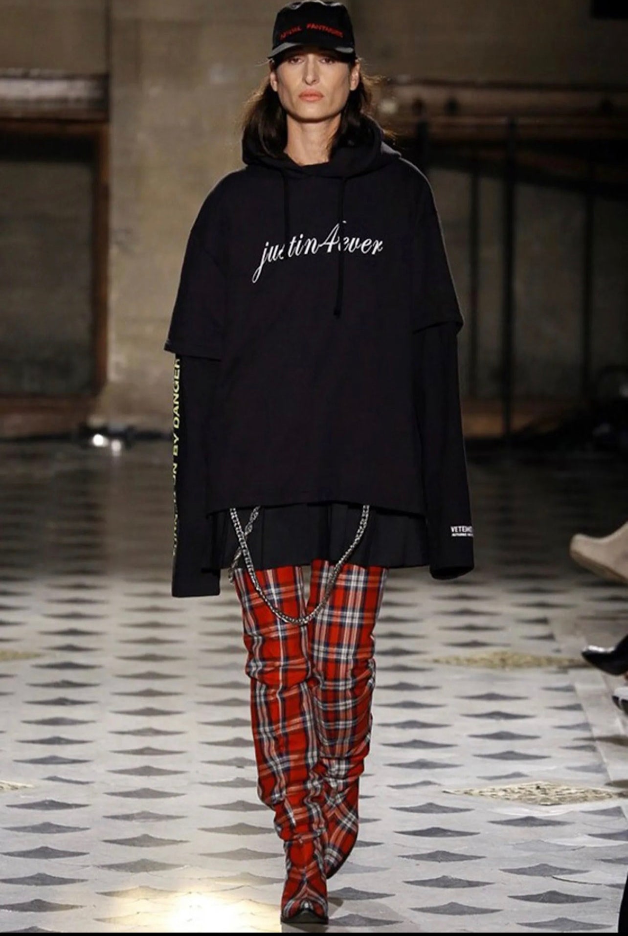 Vetements AW17 Justin4ever Hoodie