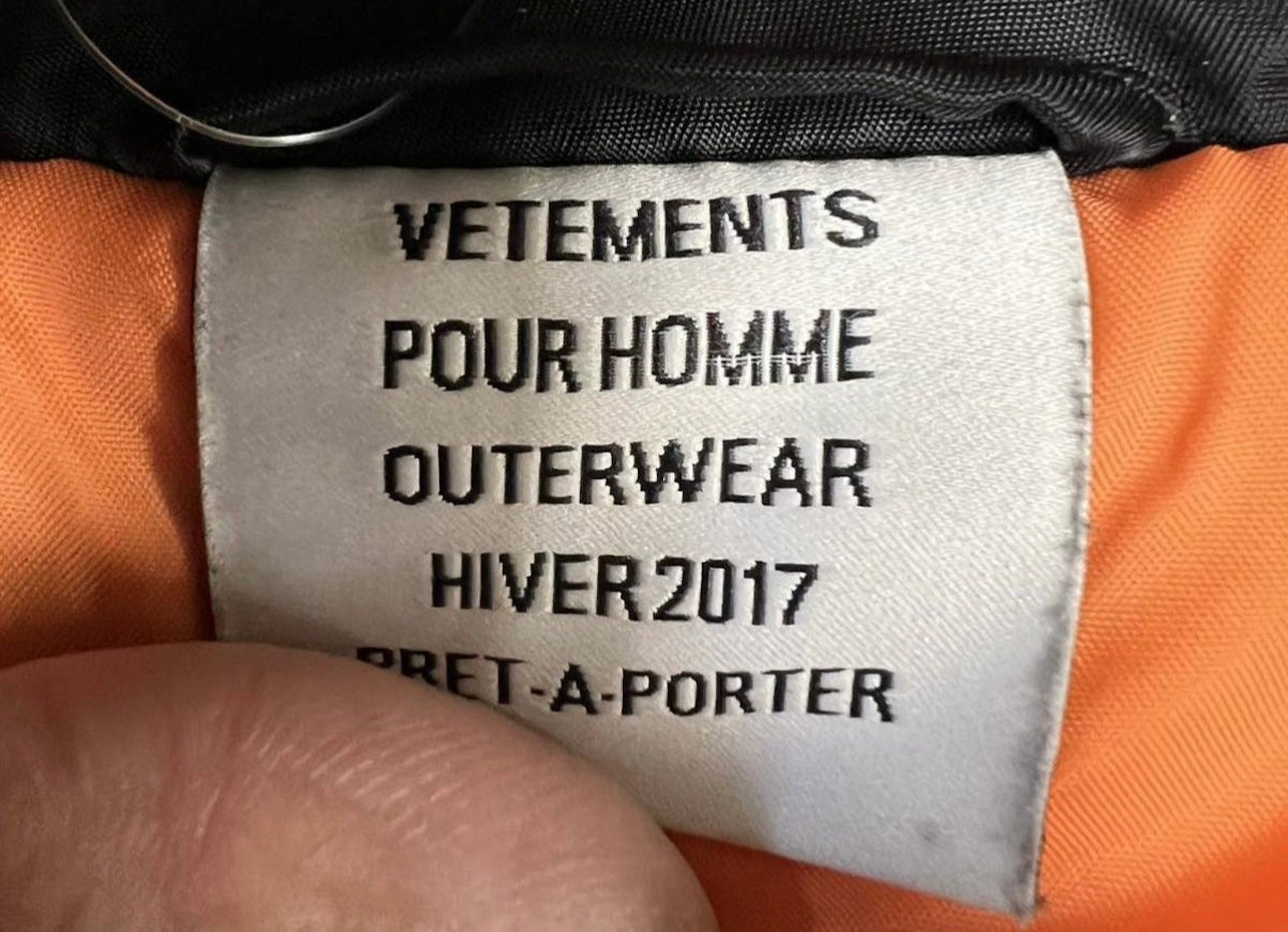 Vetements AW16 TFD Bomber Homme Version