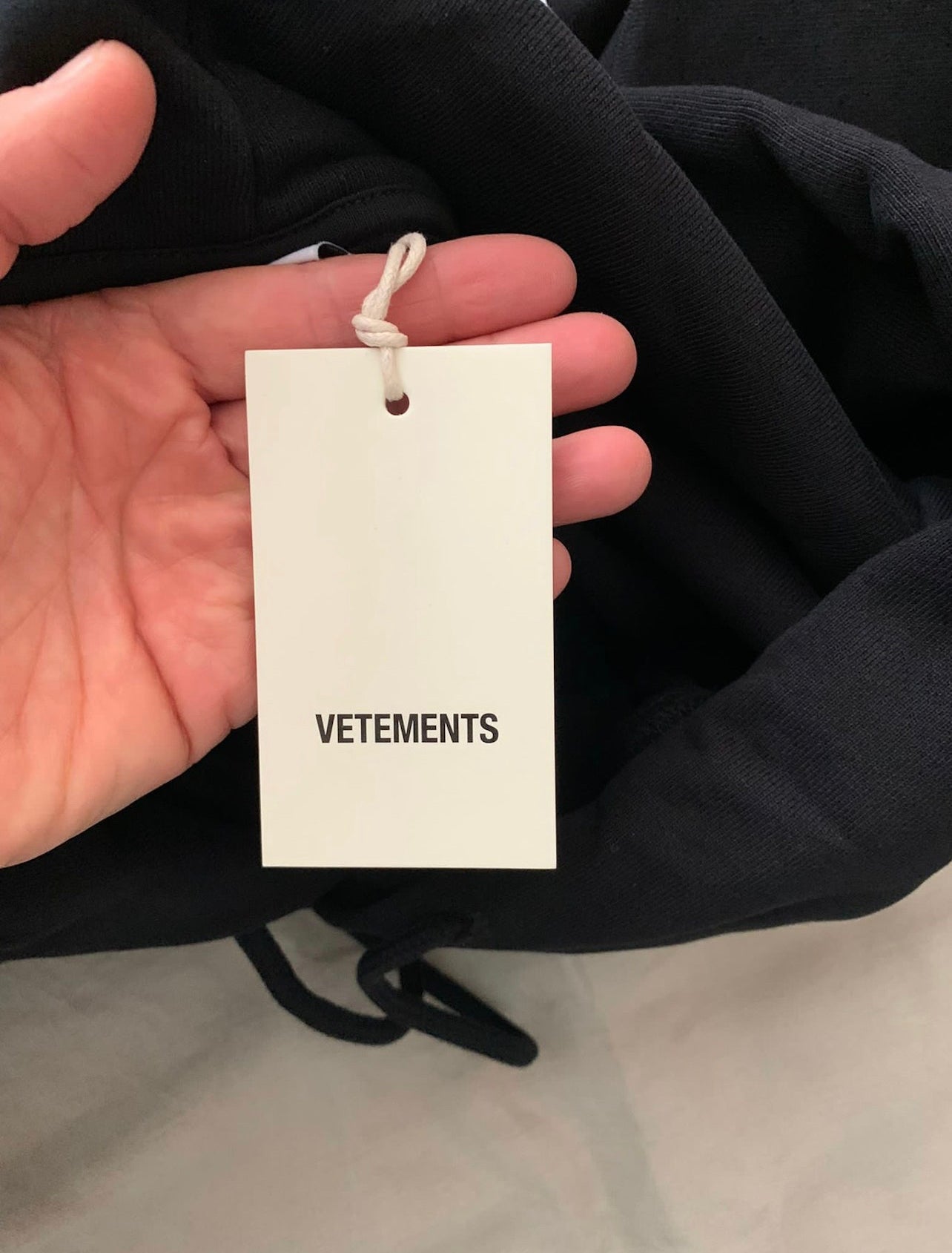 Vetements 5G Hoodie black papertag