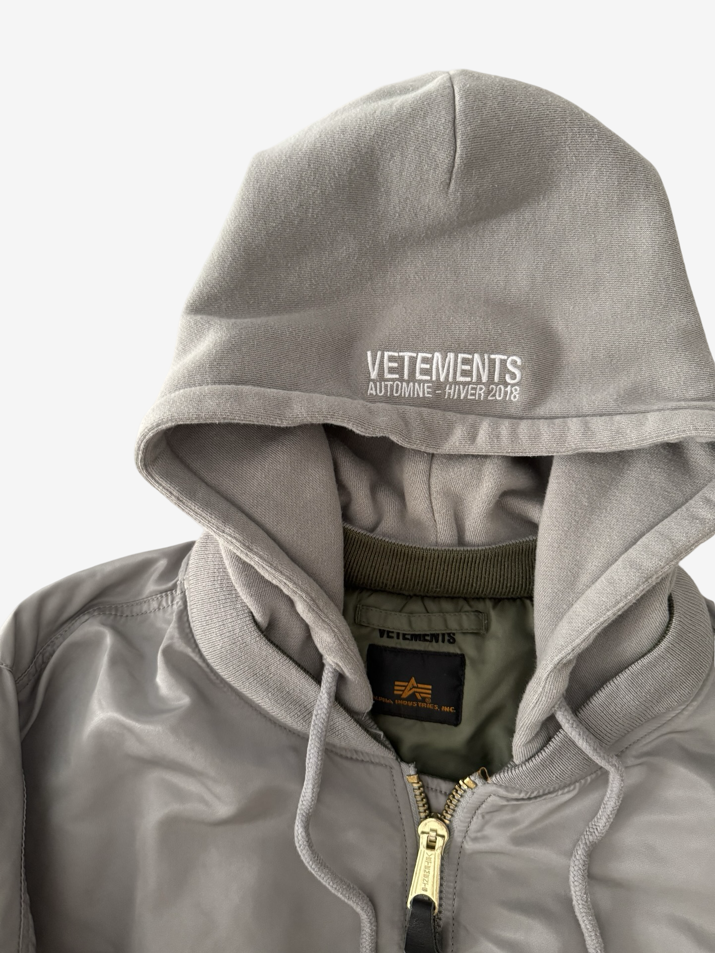 Vetements AW17 Reversible Grey/ Olive Bomber Sz.S