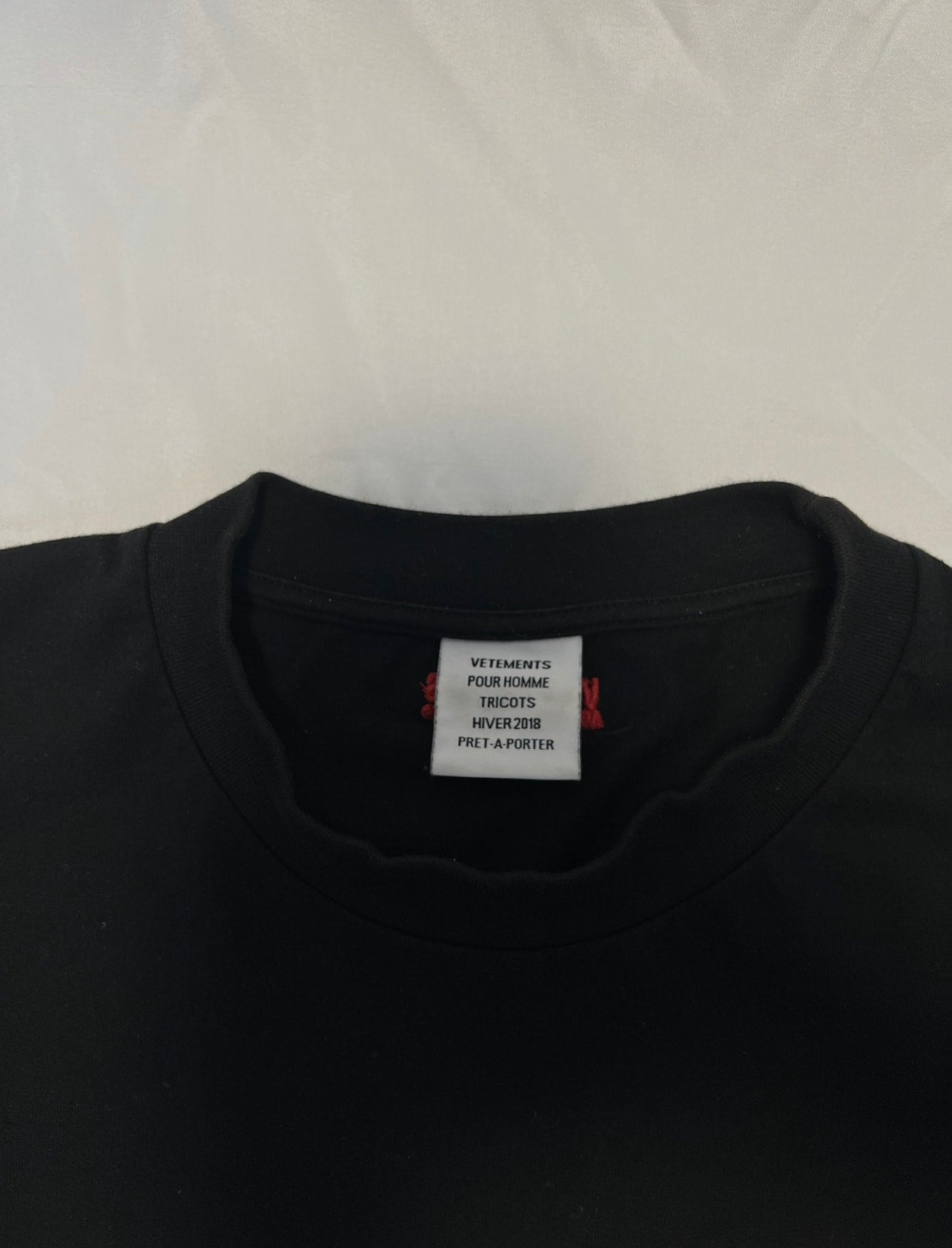 Vetements AW18 Rammstein T-Shirt necktag