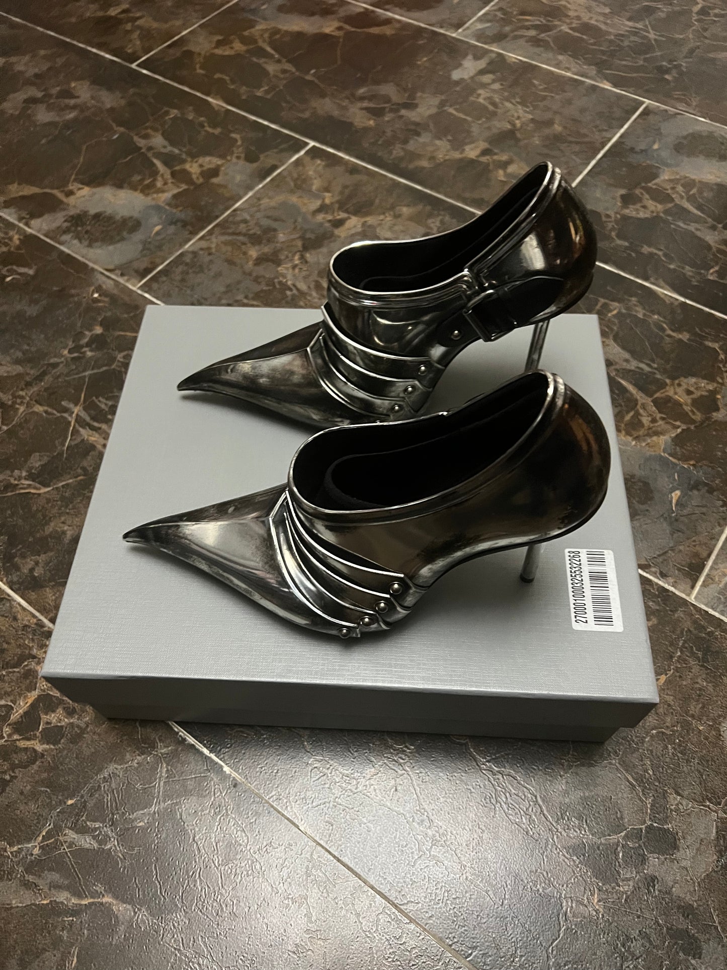 BALENCIAGA AW21 silver chevalier knight heels