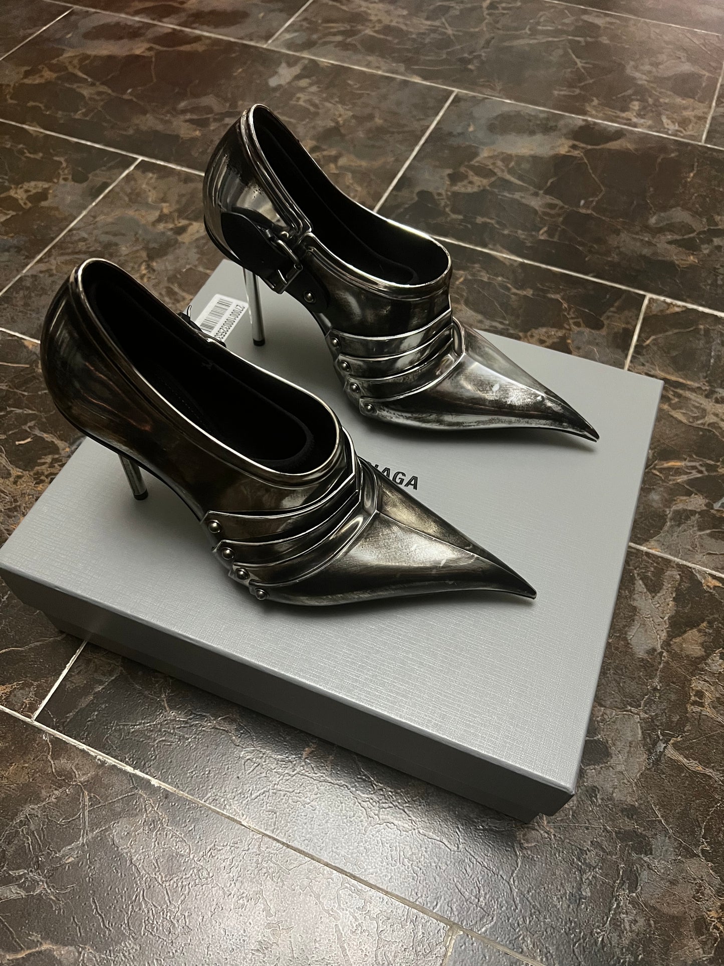 BALENCIAGA AW21 silver chevalier knight heels